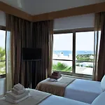 Villa Sao Rafael Holidays *