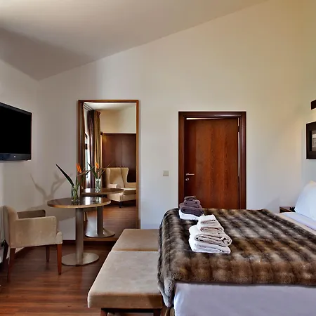 Villa Sao Rafael Holidays