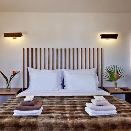 Villa Sao Rafael Holidays *