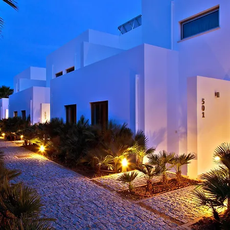 Villa Sao Rafael Holidays *